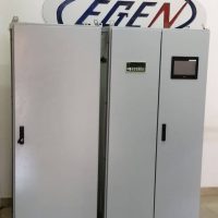 اللوحات والخلايا الكهربائيه